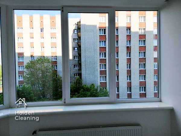 Миття вікон після ремонту в квартирі Львів